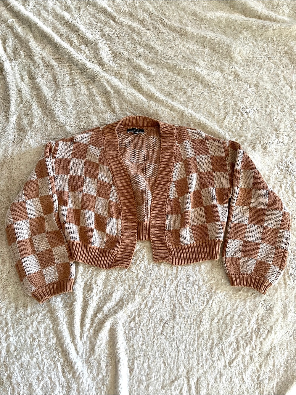 BLUE BLUSH Woman's Brown Beige Checkered Crop Knit Sweater Size L